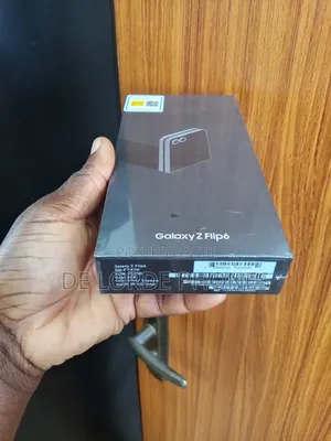 New Samsung Galaxy Z Flip6 256 GB Black