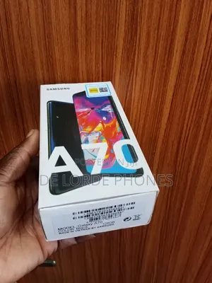 New Samsung Galaxy A70 128 GB Black