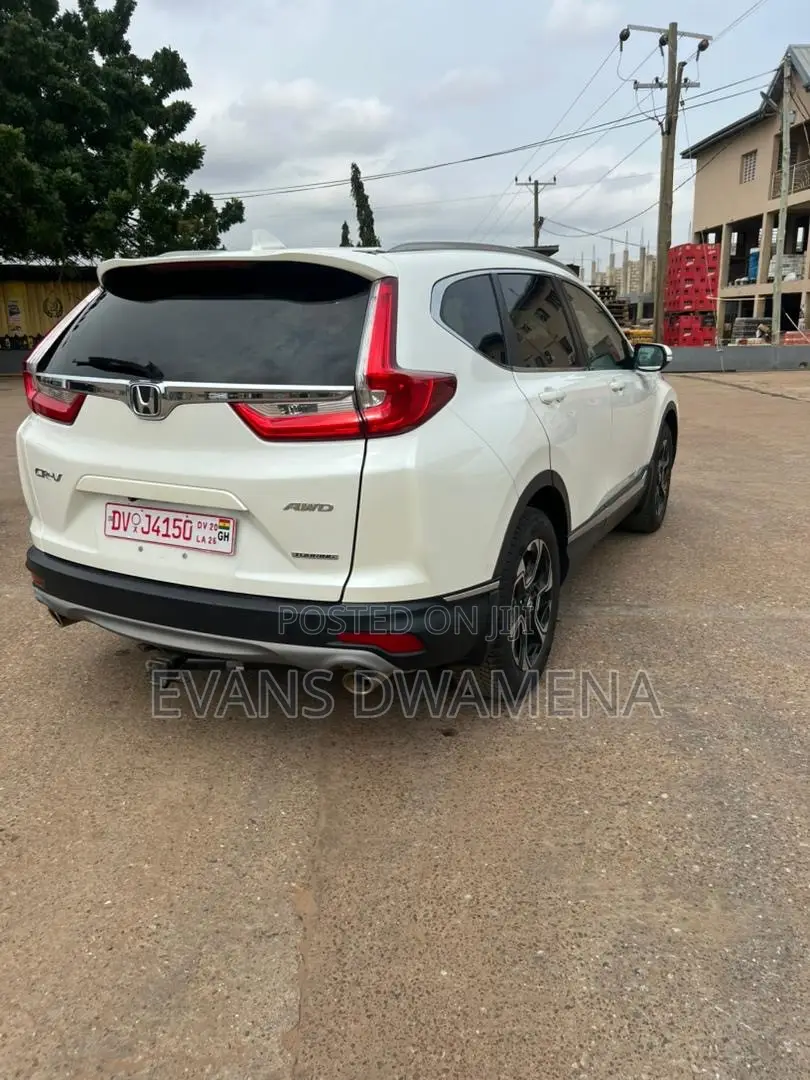 Honda CR-V Touring AWD 2018 White