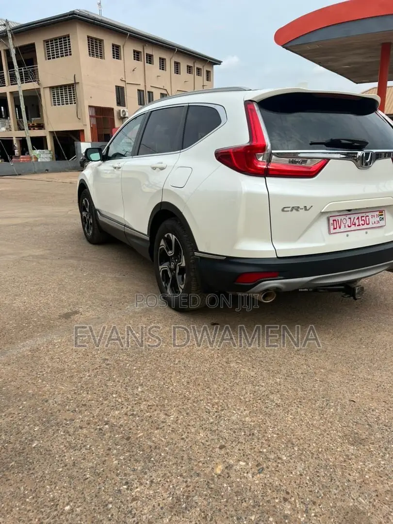 Honda CR-V Touring AWD 2018 White