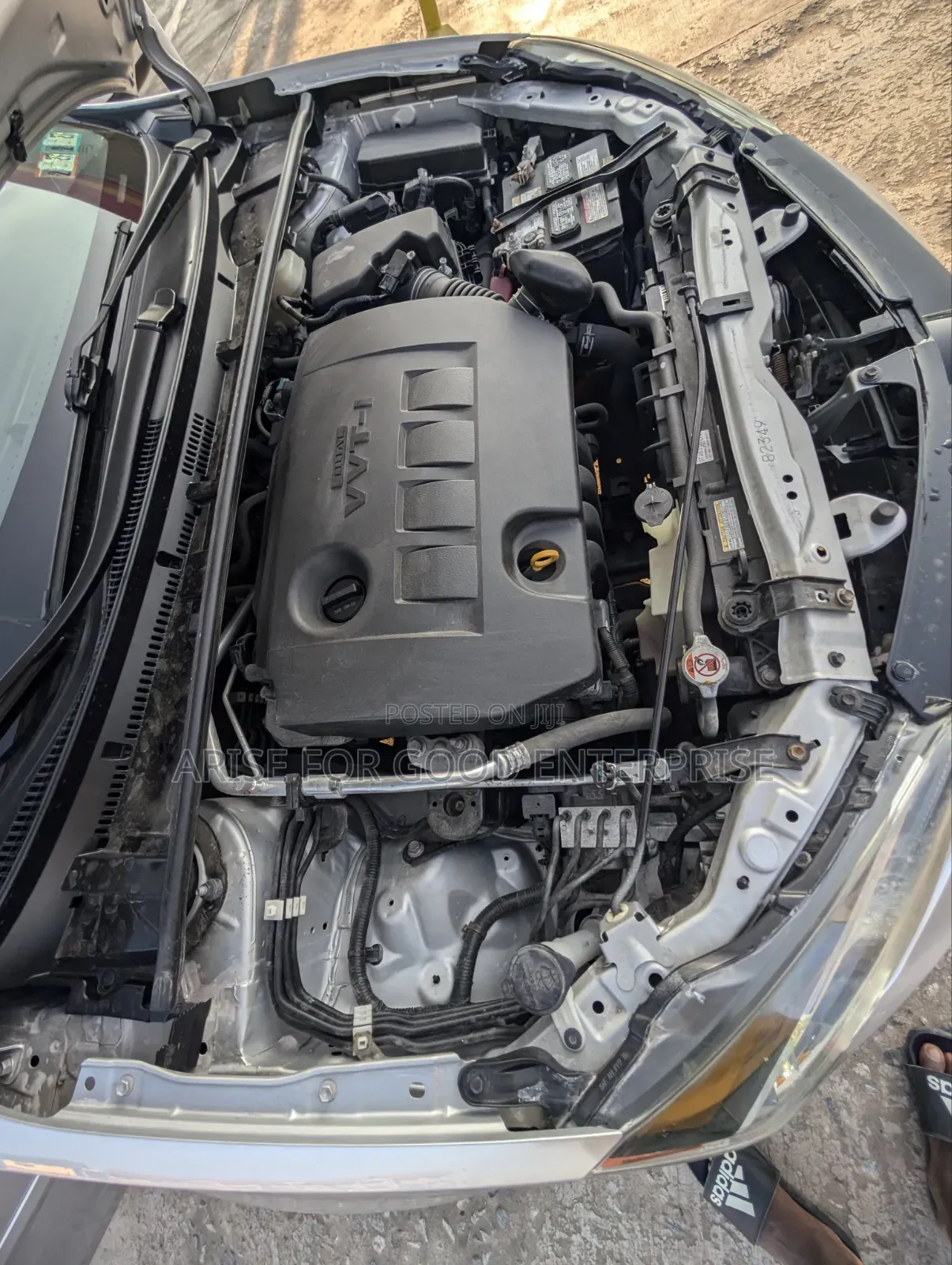 Toyota Corolla LE Eco (1.8L 4cyl 2A) 2018 Silver