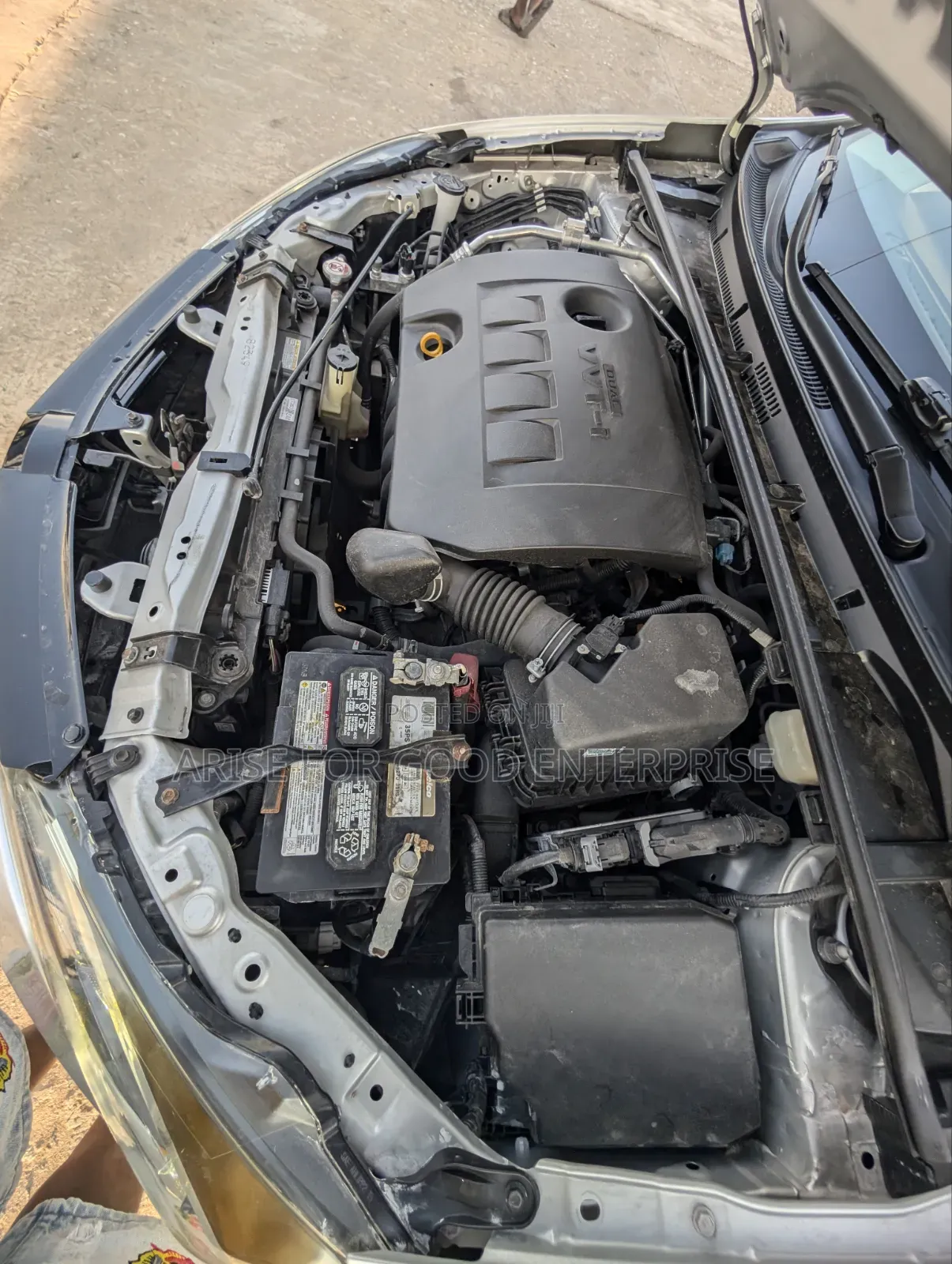 Toyota Corolla LE Eco (1.8L 4cyl 2A) 2018 Silver