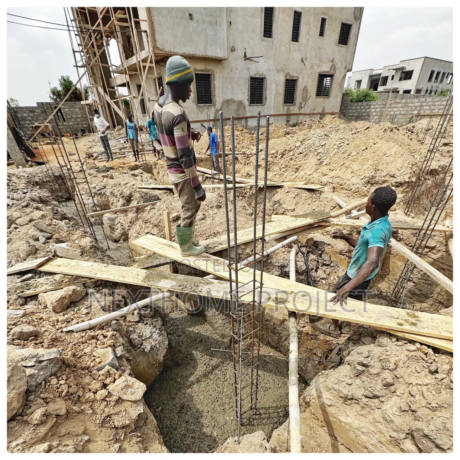 Professional Design-Build Contractor, Tema Community 25