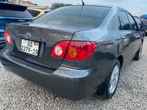 Toyota Corolla 2007 Gray