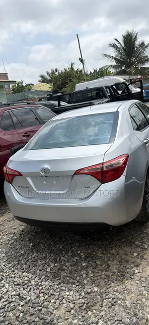 Toyota Corolla 2019 Silver