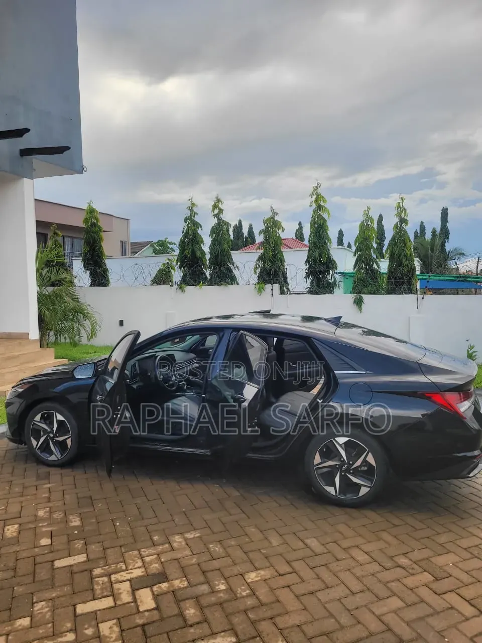 Hyundai Elantra 2022 Black