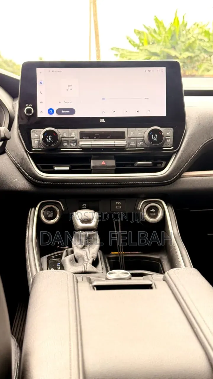 Toyota Grand Highlander Platinum 2025 Off white
