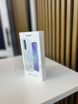 New Samsung Galaxy A36 128 GB White