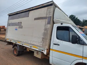 Mercedes-Benz Sprinter 2009 White