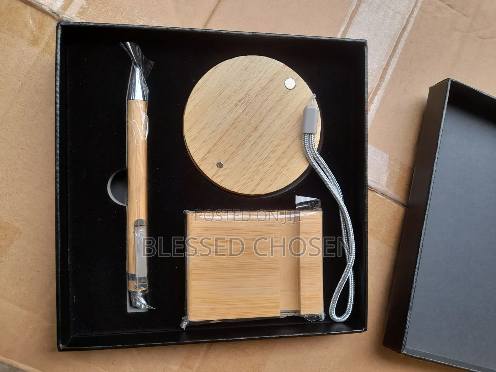 Fast Charger,phone Stander and Pen