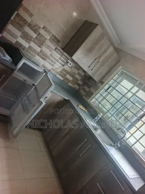 3bdrm Apartment in New Town for rent