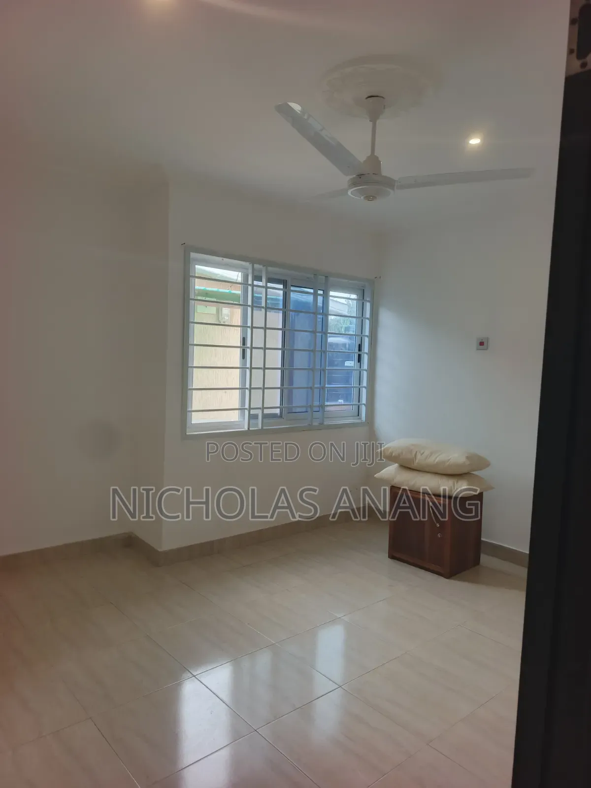 3bdrm Apartment in New Town for rent