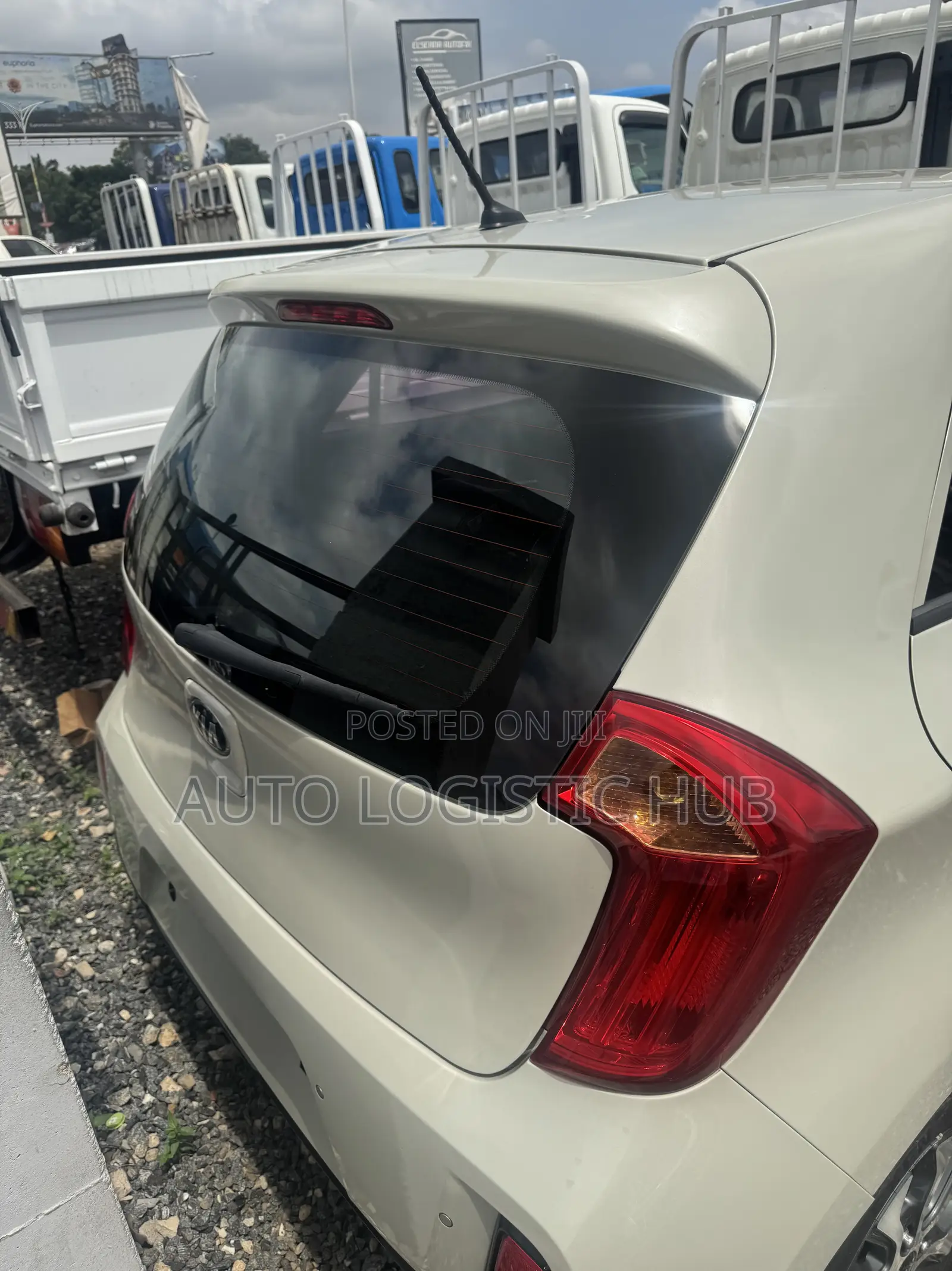 Kia Morning 2016 Beige