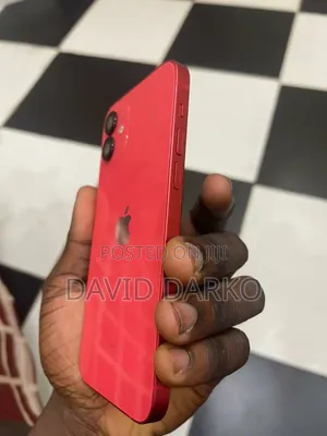 Apple iPhone 12 64 GB Red
