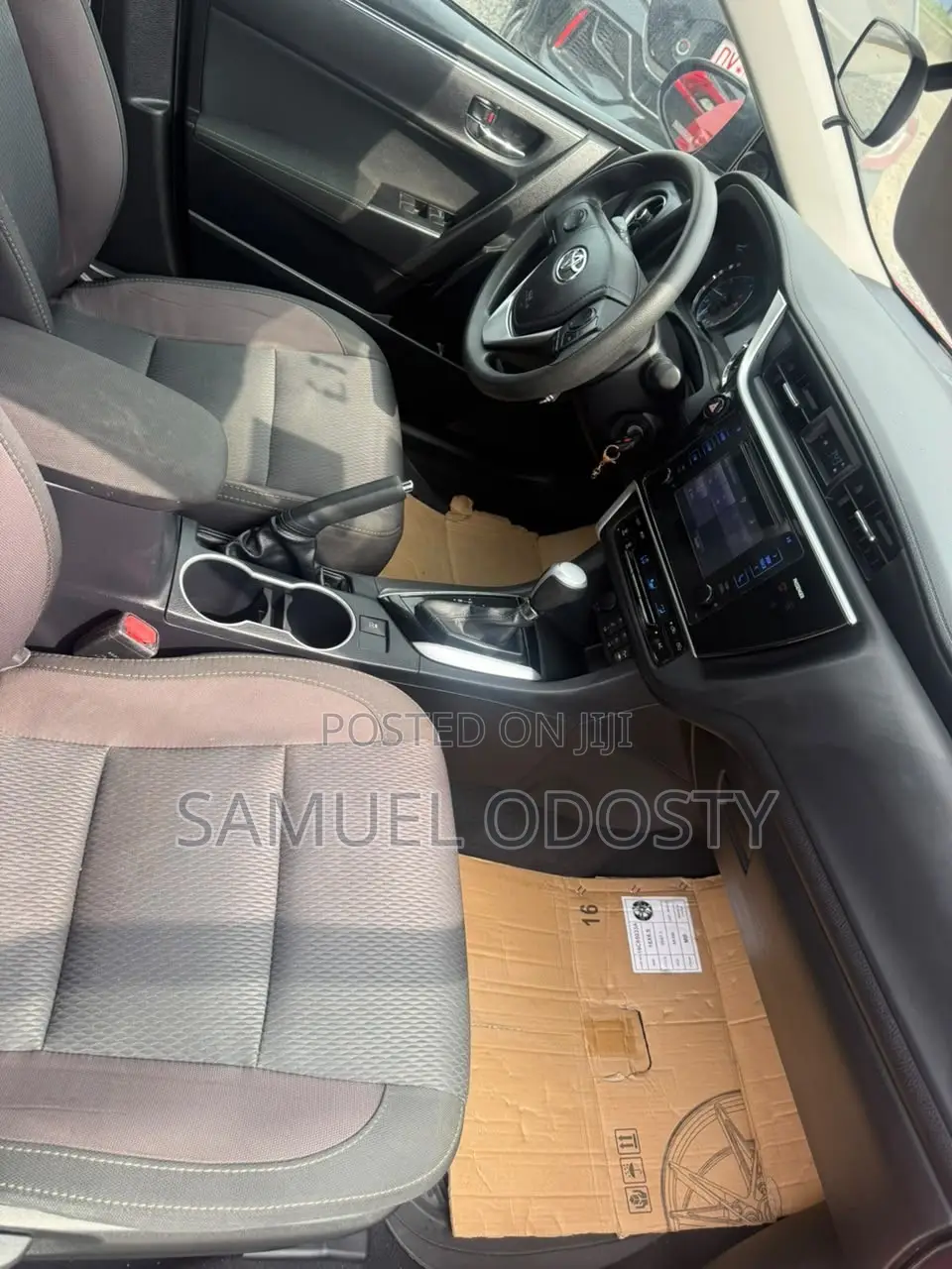 Toyota Corolla LE 4dr Sedan (1.8L 4cyl CVT) 2014 Red