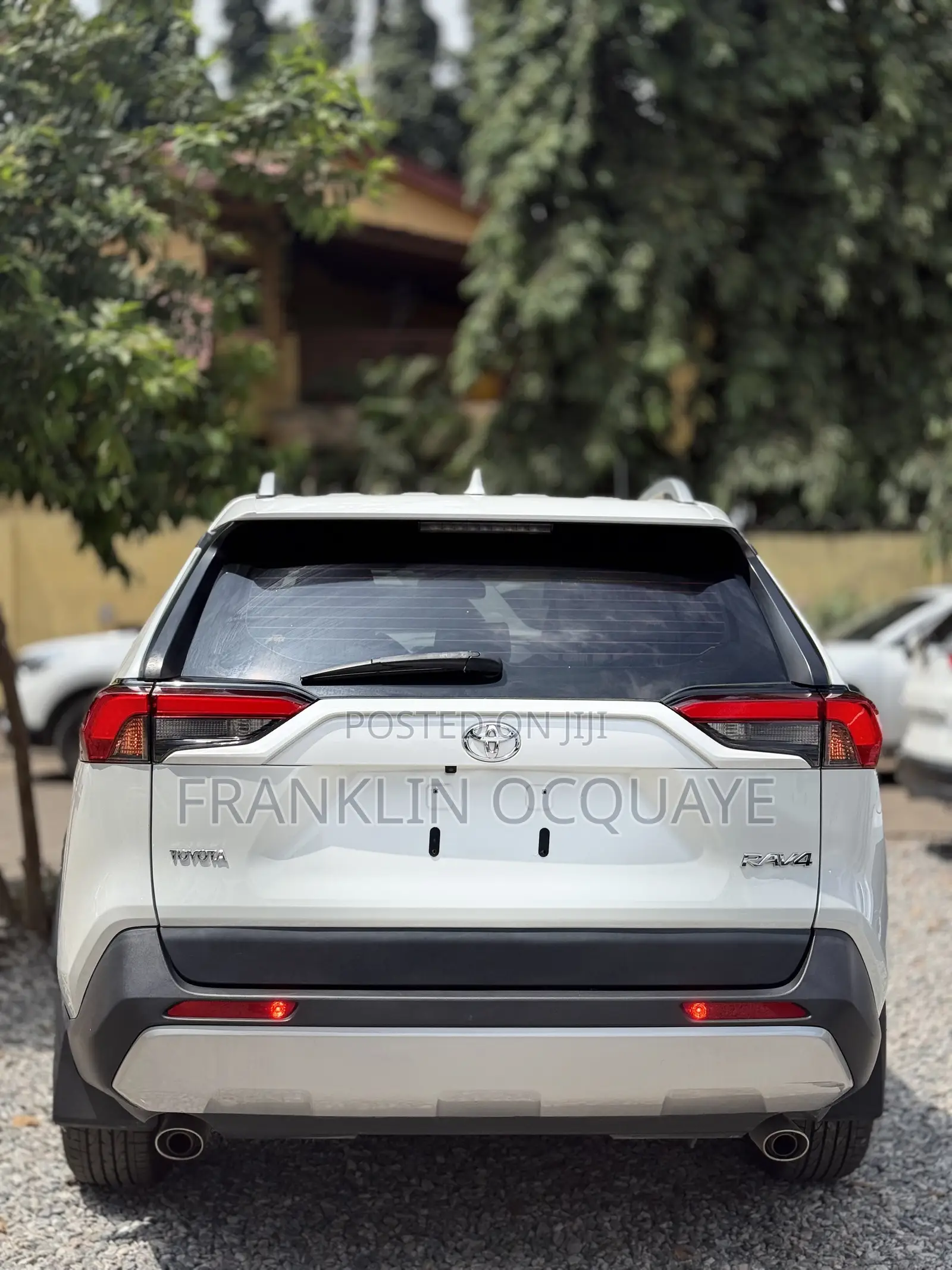 Toyota RAV4 2021 White