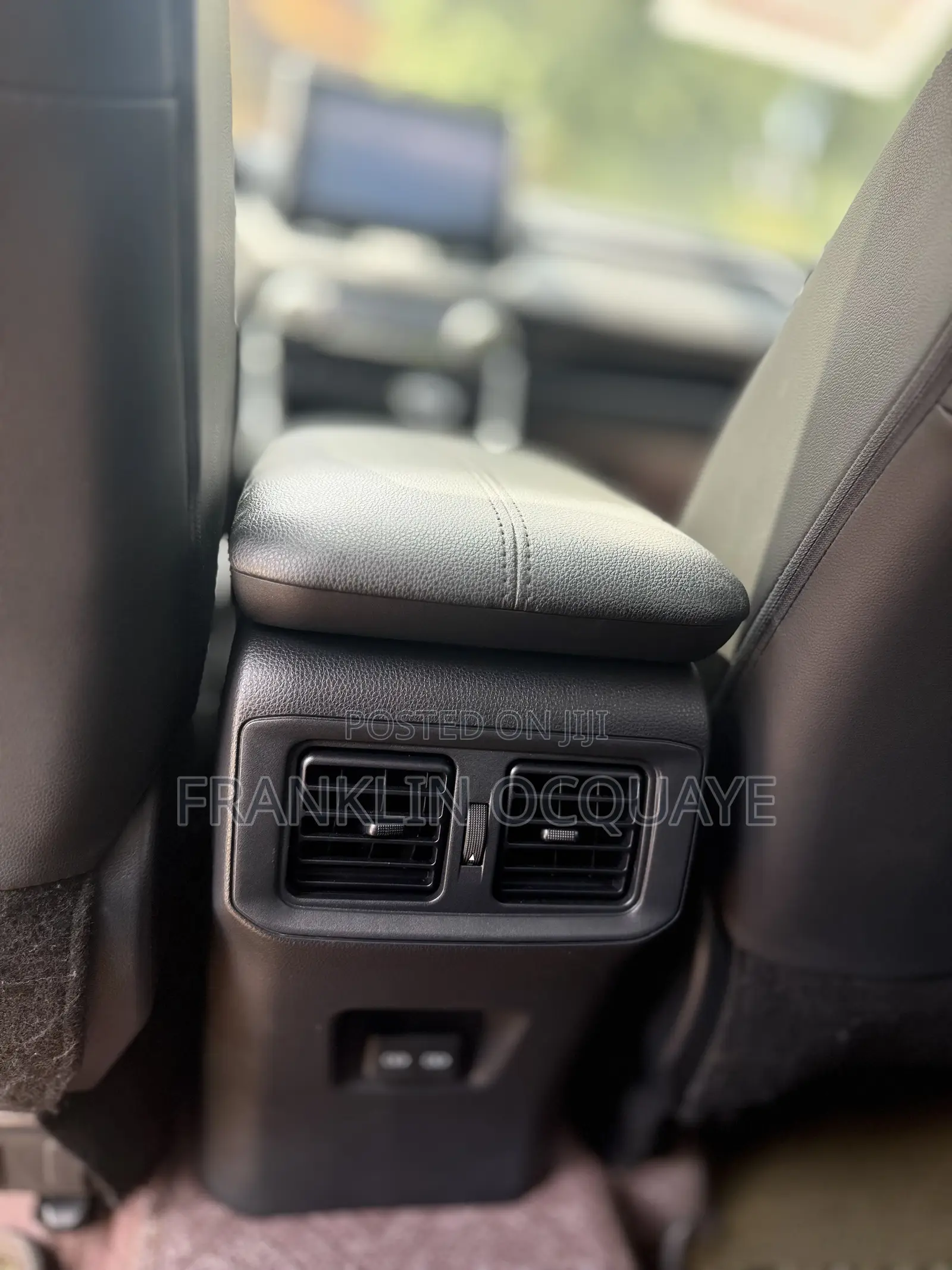 Toyota RAV4 2021 White