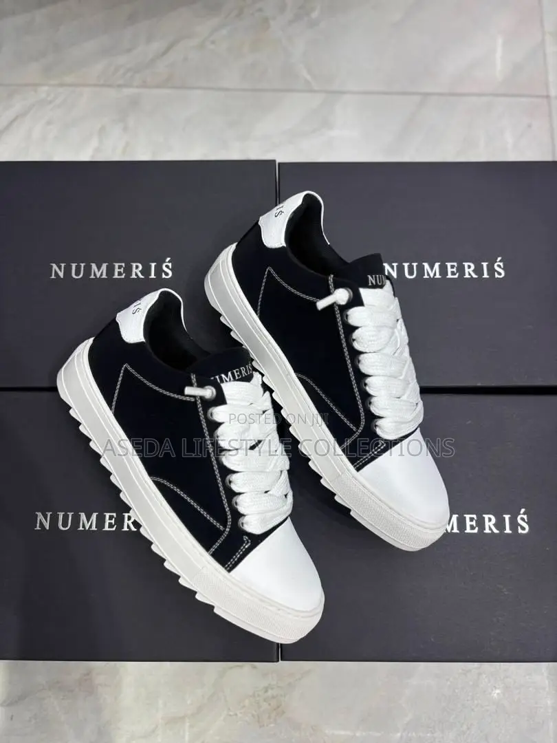 Numeris Sneakers
