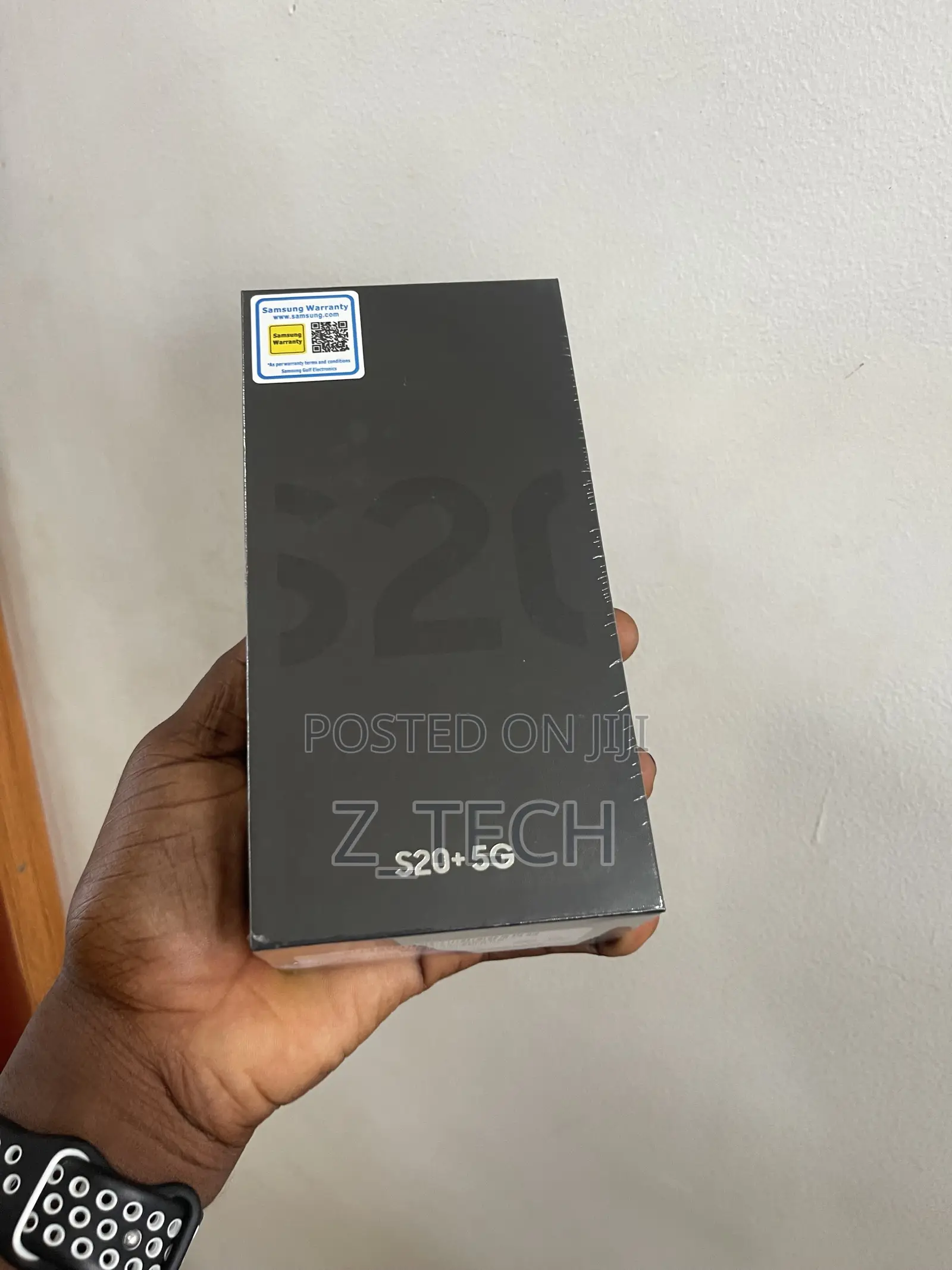 New Samsung Galaxy S20+ 5G 128 GB Black