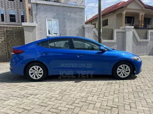 Hyundai Elantra 2016 Blue
