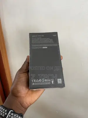 New Samsung Galaxy S10e 128 GB Black