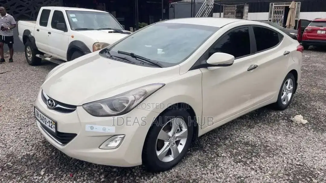 Hyundai Elantra Limited 2012 Beige
