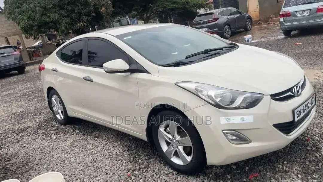 Hyundai Elantra Limited 2012 Beige