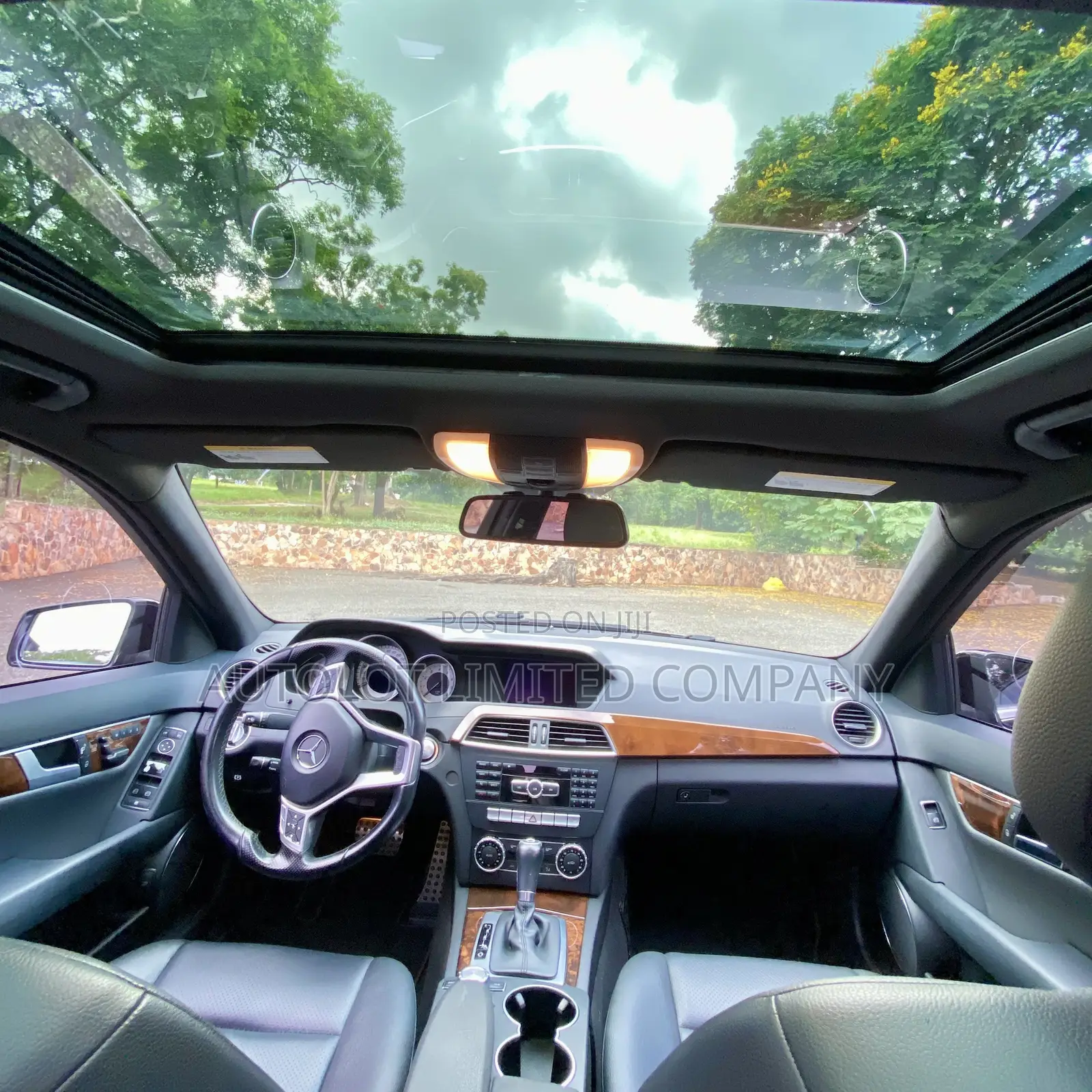 Mercedes-Benz C250 2014 Black