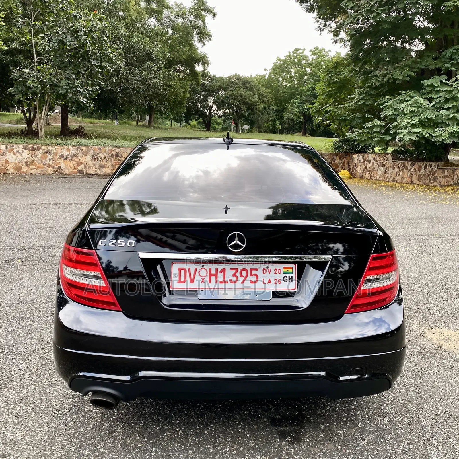 Mercedes-Benz C250 2014 Black