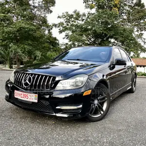 Mercedes-Benz C250 2014 Black