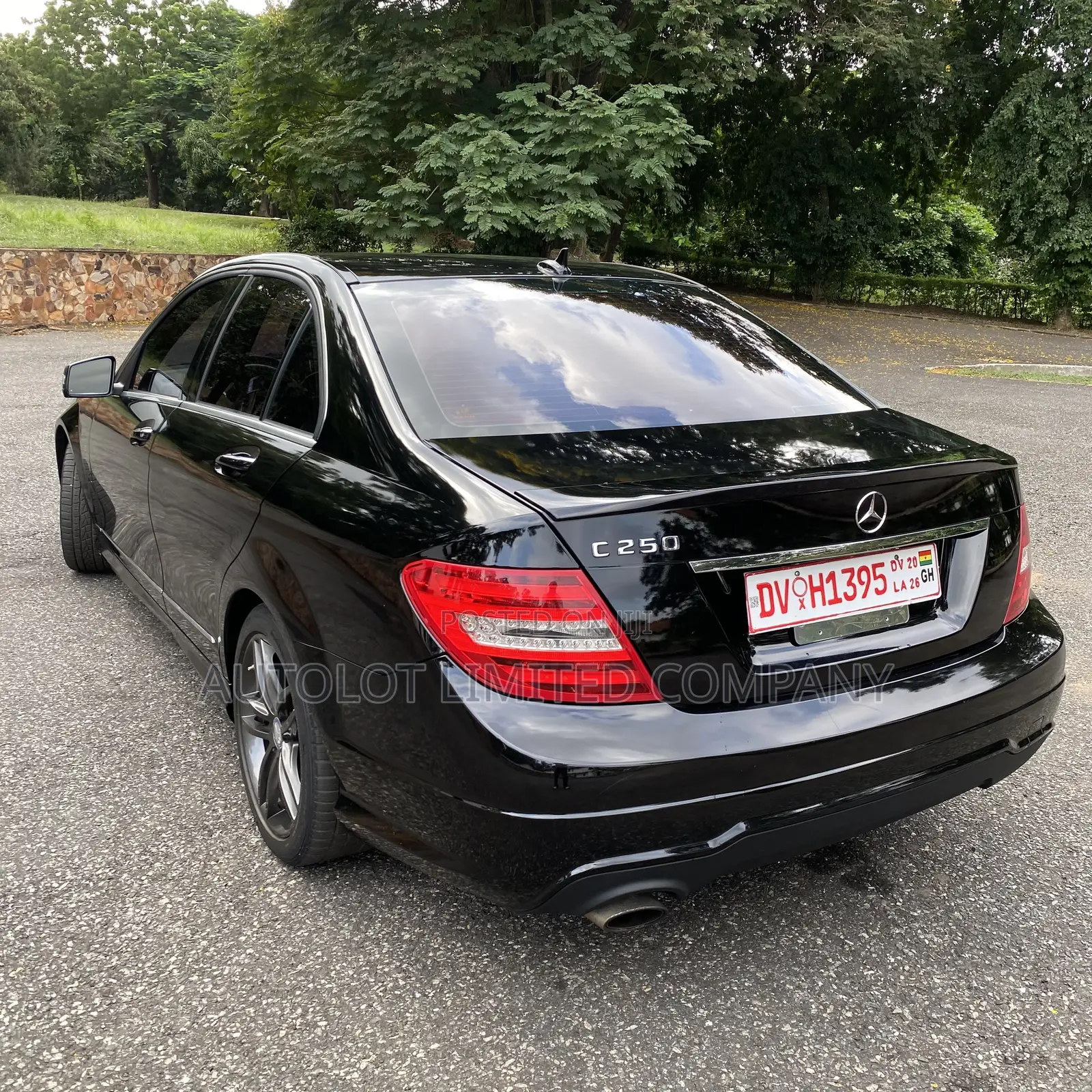 Mercedes-Benz C250 2014 Black