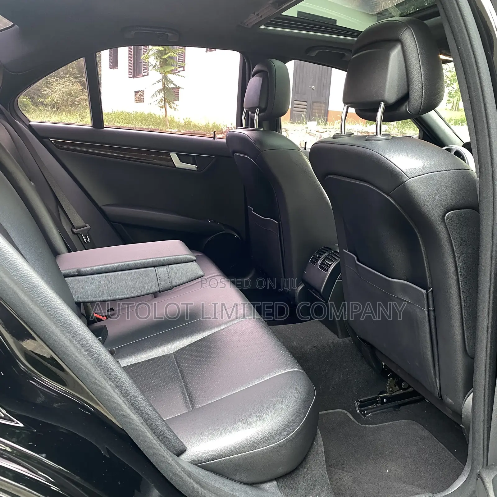 Mercedes-Benz C250 2014 Black