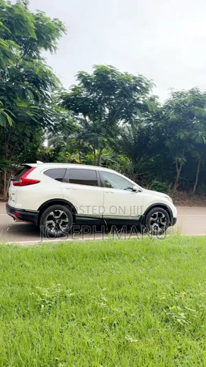 Honda CR-V Touring AWD 2018 White