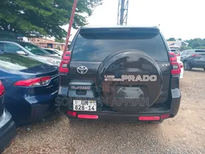 Toyota Land Cruiser Prado 2014 Gray