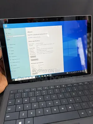 Laptop 8GB Intel Core i5 HDD 250GB