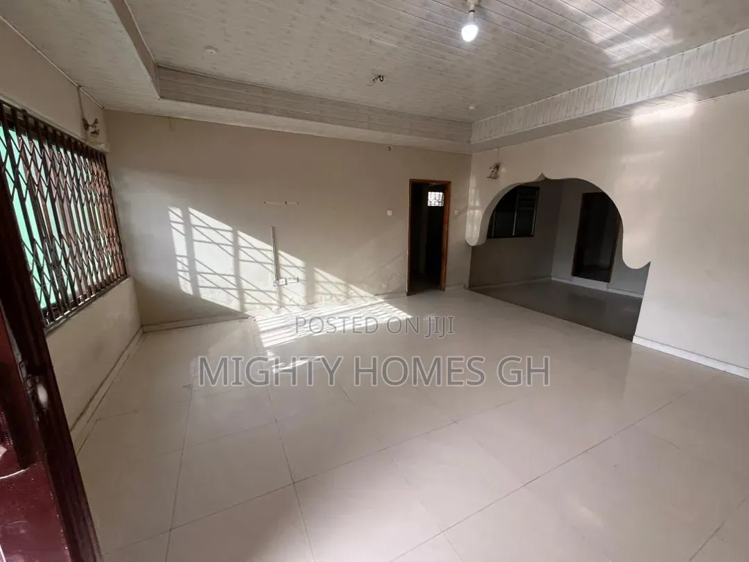5bdrm House in Mighty Homes, Kasoa for rent