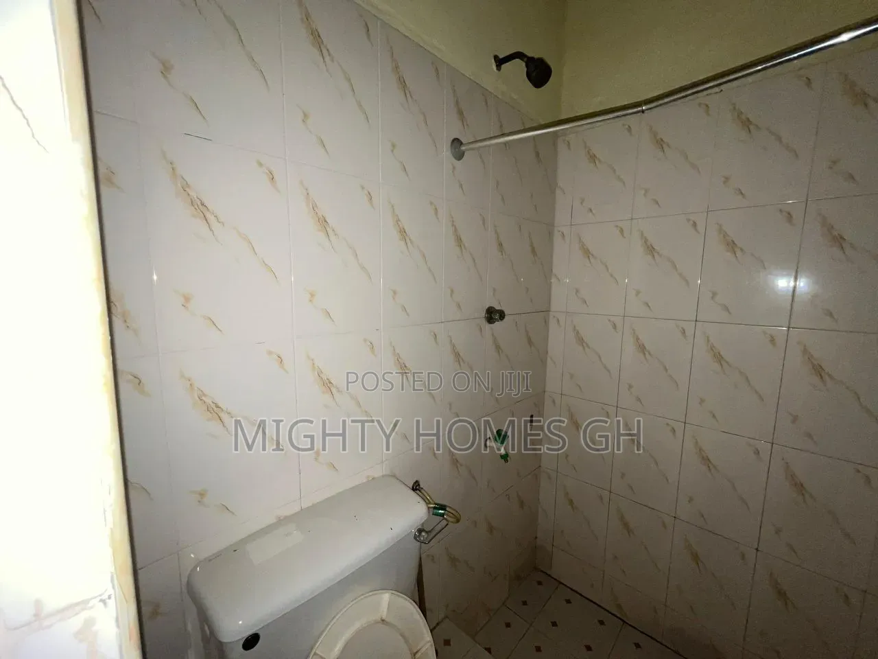 5bdrm House in Mighty Homes, Kasoa for rent