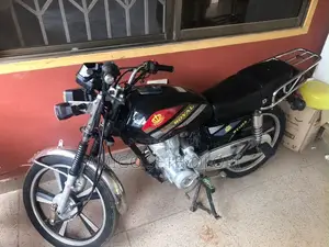 Royal Motorcycle 2020 Black
