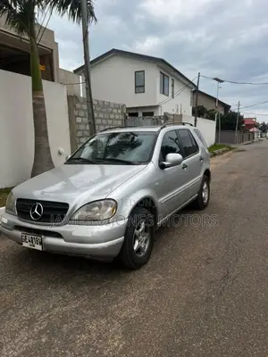 Mercedes-Benz C320 2005 Silver