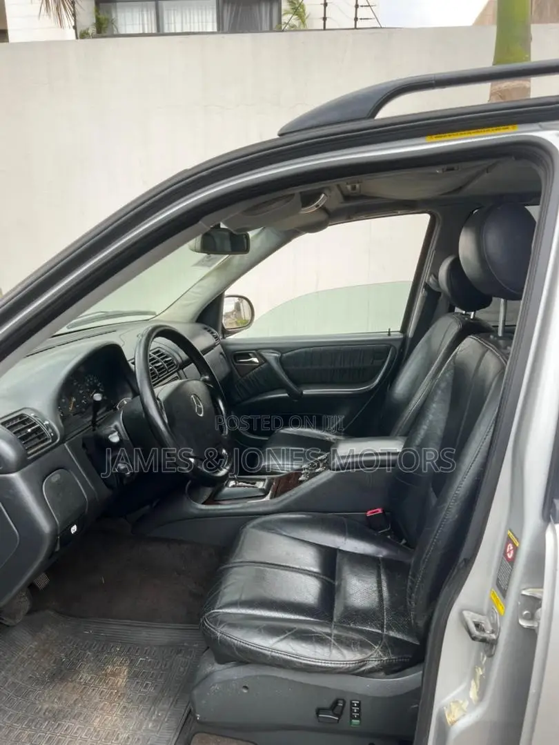 Mercedes-Benz C320 2005 Silver