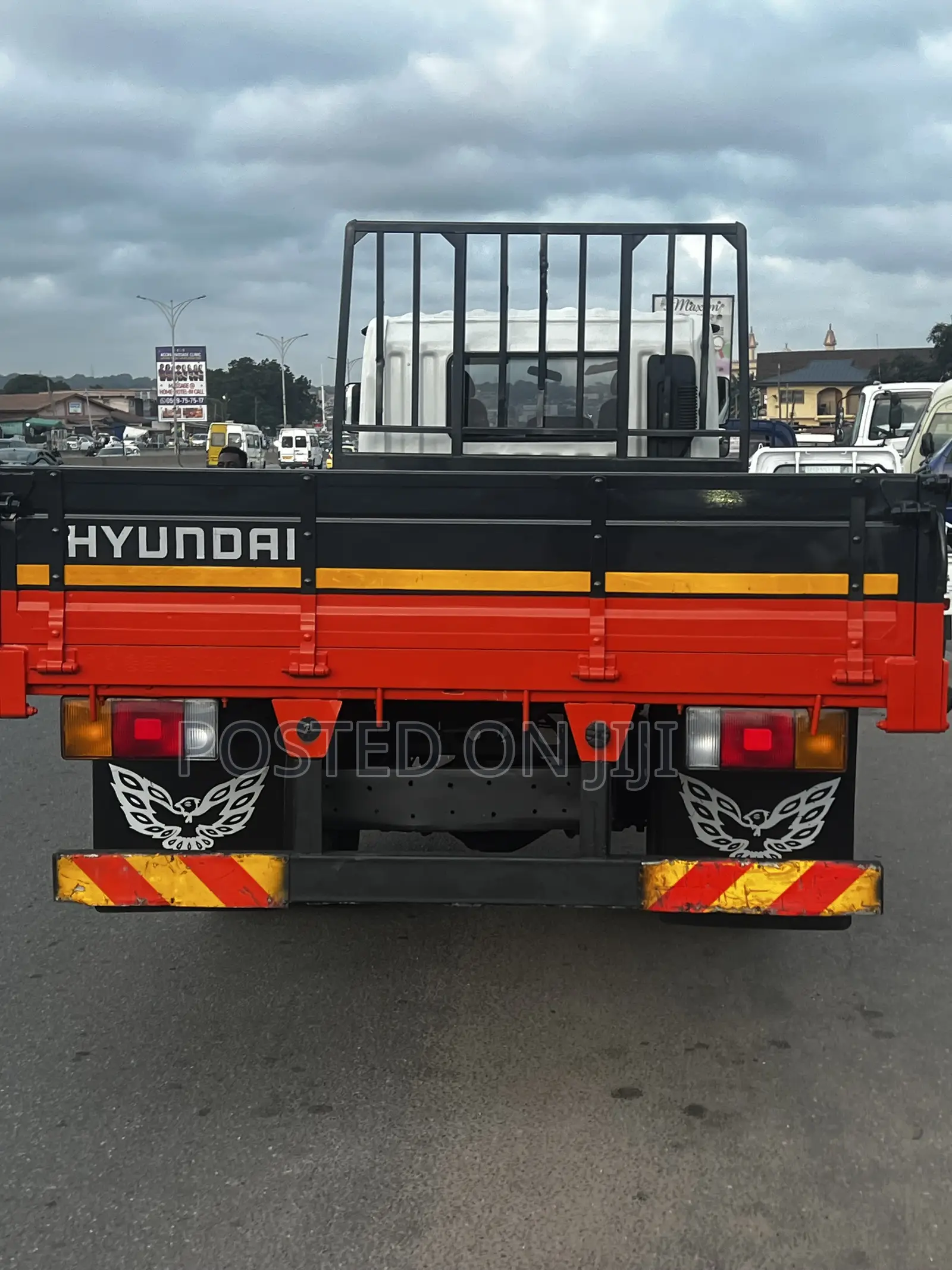 Hyundai Mega 5 Tons 2015 White