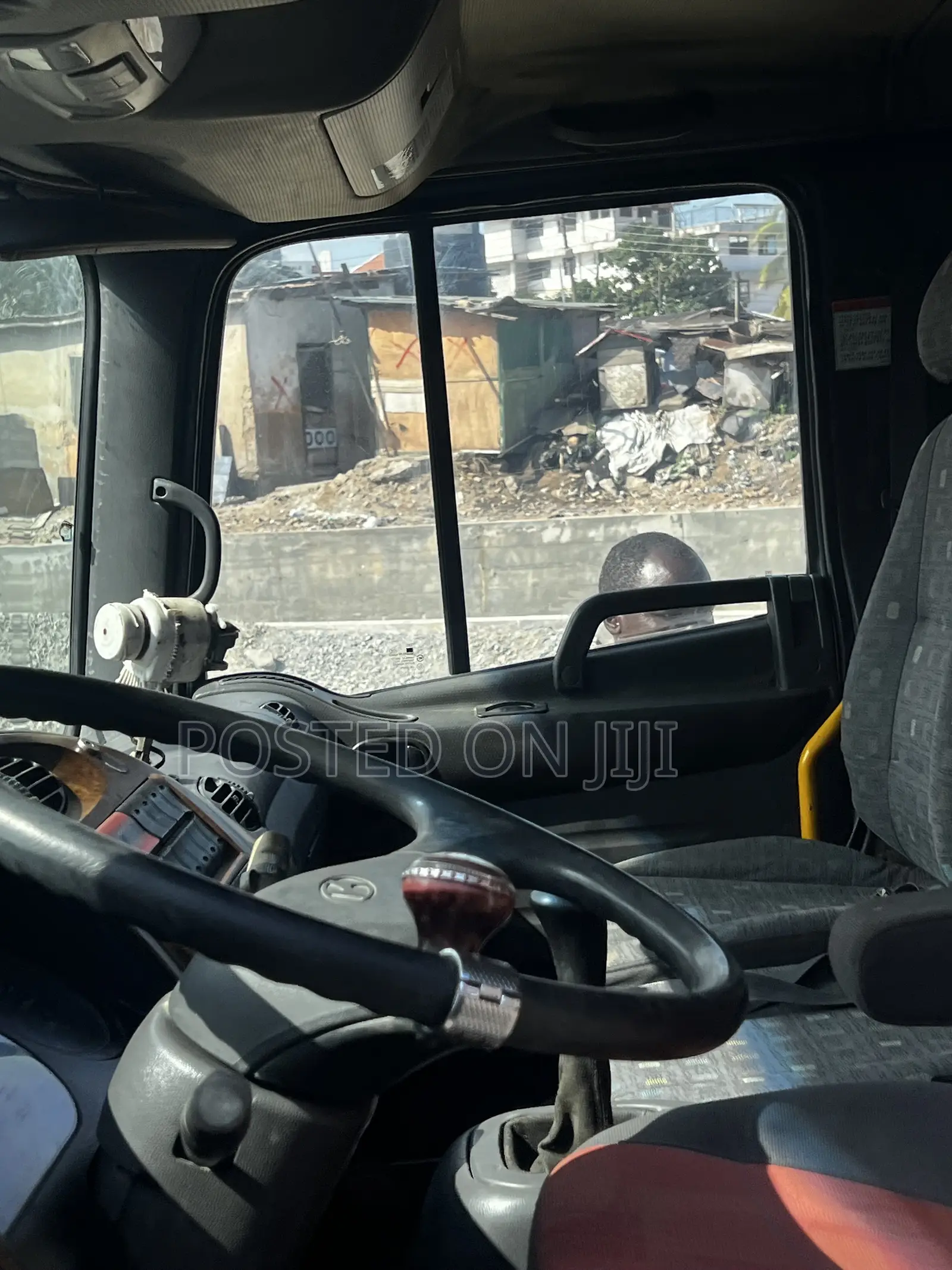 Hyundai Mega 5 Tons 2015 White