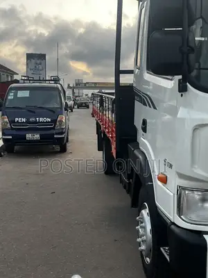 Hyundai Mega 5 Tons 2015 White