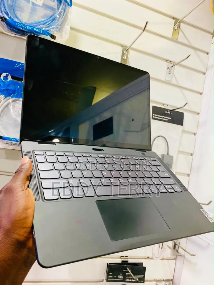 Laptop Lenovo 8GB AMD Ryzen 5 SSD 256GB