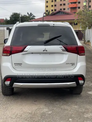 Mitsubishi Outlander Sport 2016 White