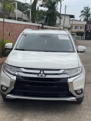 Mitsubishi Outlander Sport 2016 White