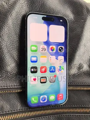 New Apple iPhone 15 128 GB Black