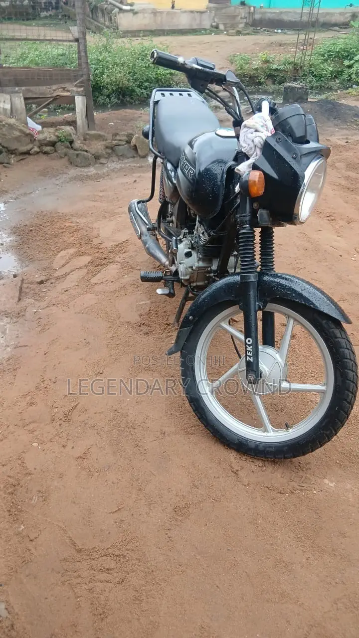 Bajaj Boxer 150 UG 2020 Black