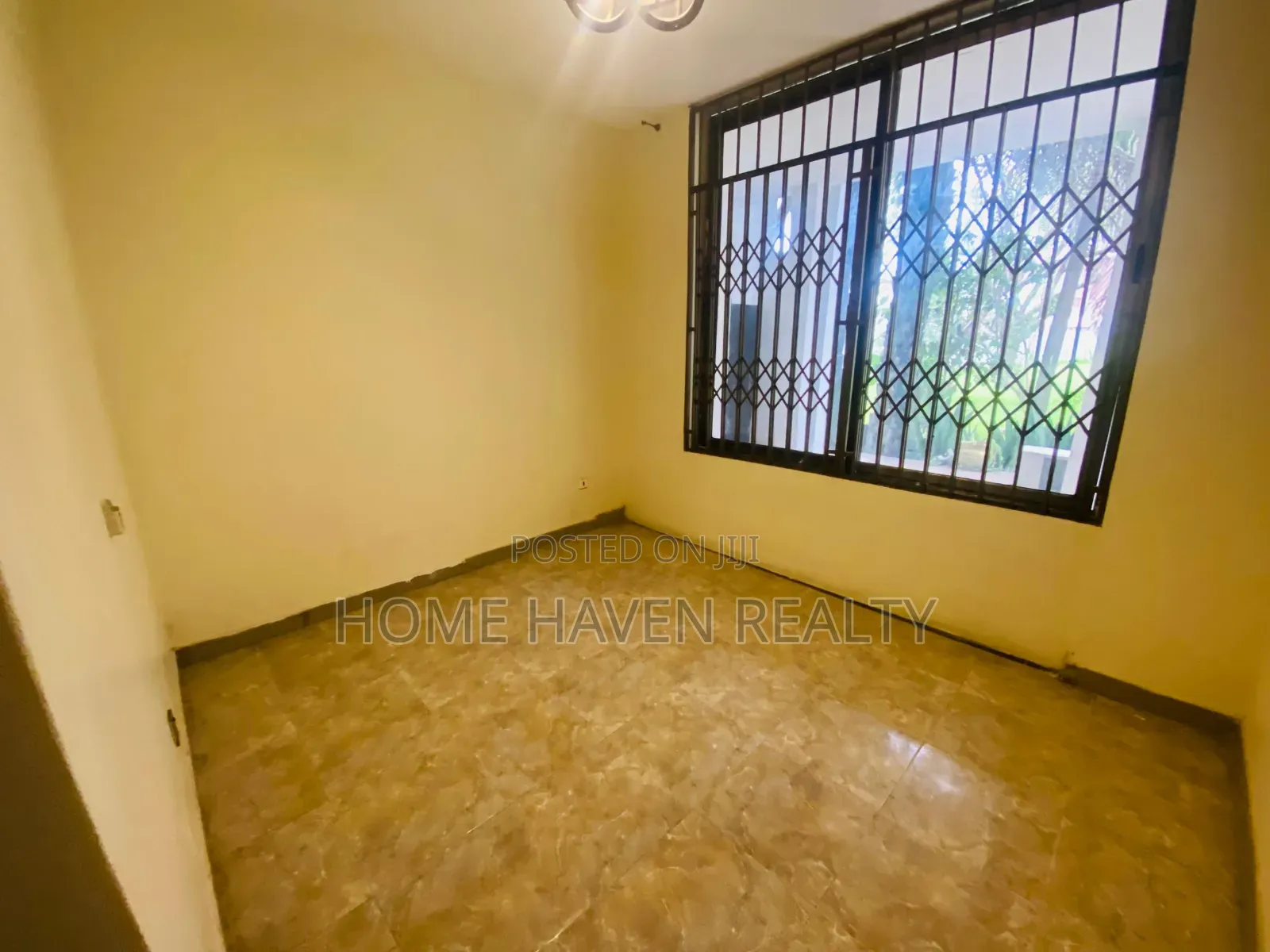 10 Bedroom Office Space for Rent at Cantonment