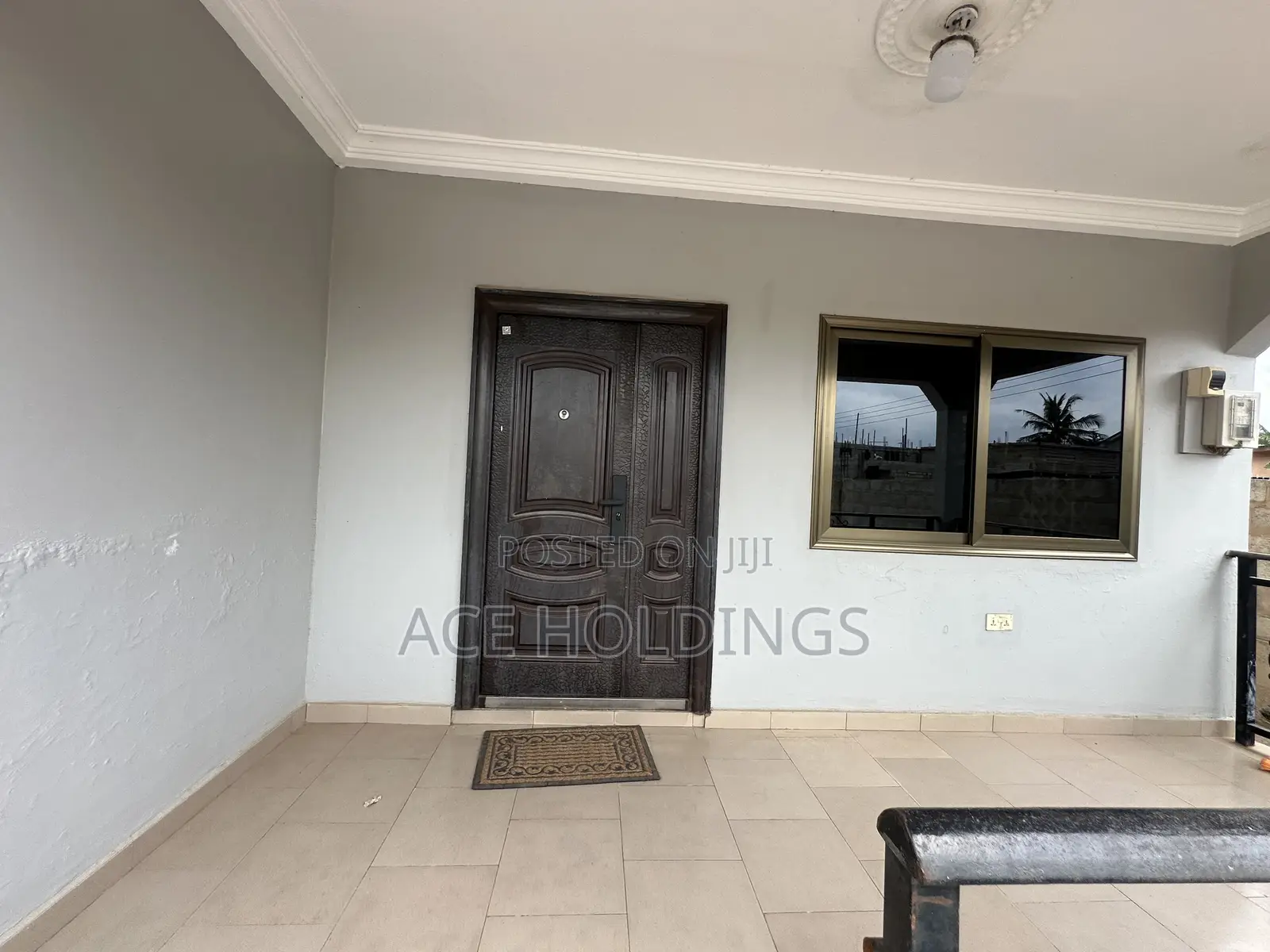 2bdrm Apartment in Kfc, School Junction for rent